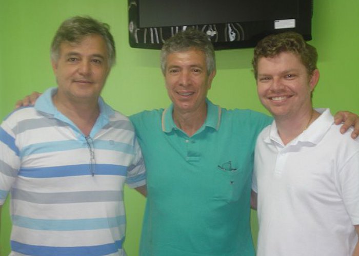 Dr. Wagner com o Dr. Luiz Carlos Manganello(centro) e Dr. José Abel (esquerda) no Hospital HCR